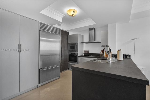 18201 Collins Ave 2008A, Sunny Isles Beach, FL 33160