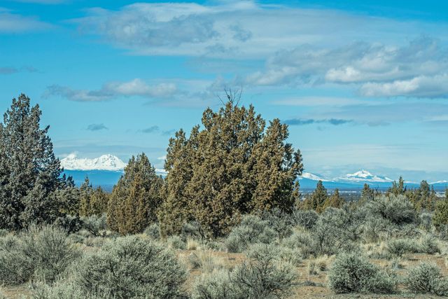 1532 SW Myrtlewood Lane, Prineville, OR 97754