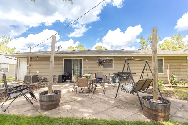 432 LONGVIEW WEST, Moberly, MO 65270