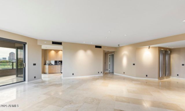 1040 E OSBORN Road 501, Phoenix, AZ 85014