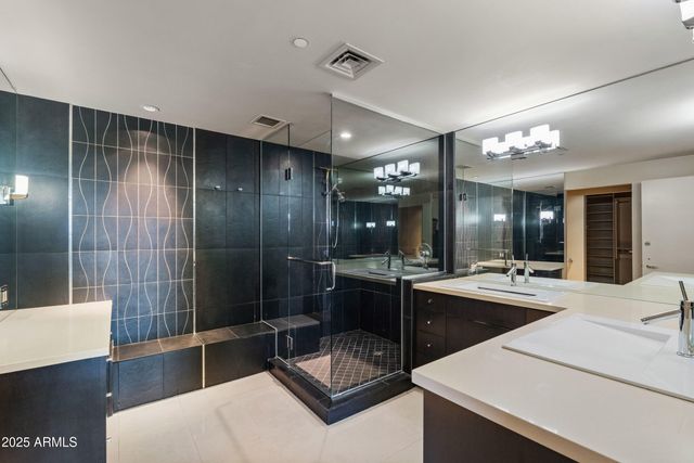 1040 E OSBORN Road 501, Phoenix, AZ 85014