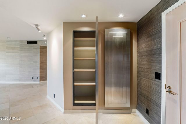 1040 E OSBORN Road 501, Phoenix, AZ 85014