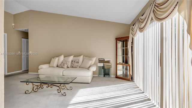 15486 SW 147th St, Miami, FL 33196