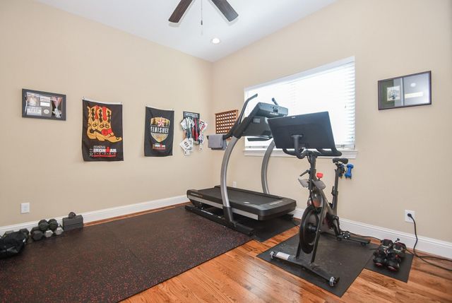 1126 W 16th Street B, Houston, TX 77008