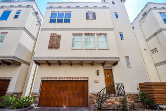 1126 W 16th Street B, Houston, TX 77008