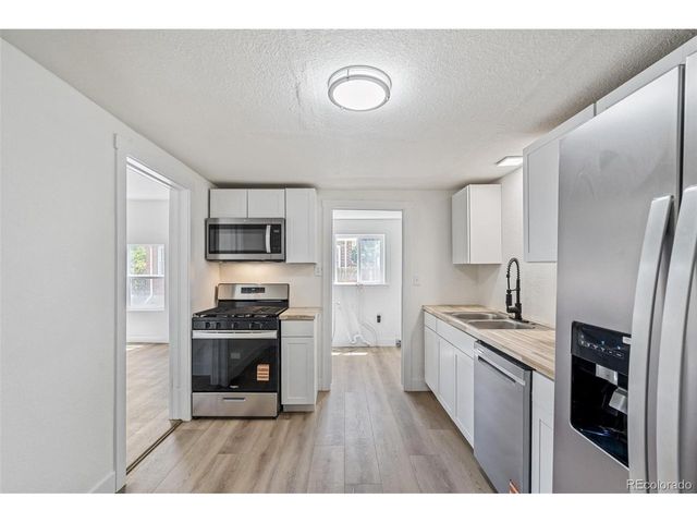 1339 Arthur Ave, Loveland, CO 80537