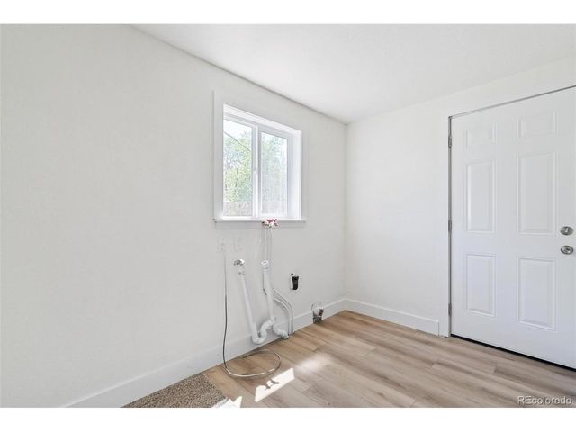 1339 Arthur Ave, Loveland, CO 80537