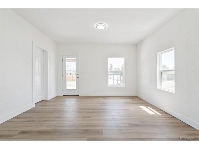 1339 Arthur Ave, Loveland, CO 80537