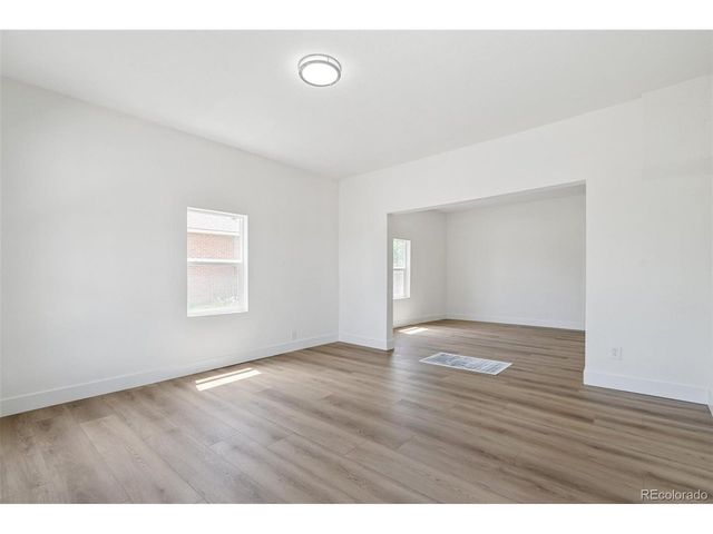 1339 Arthur Ave, Loveland, CO 80537