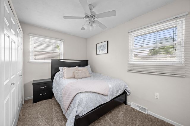 3021 W Rusholme Street, Davenport, IA 52804