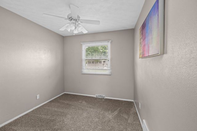 3021 W Rusholme Street, Davenport, IA 52804