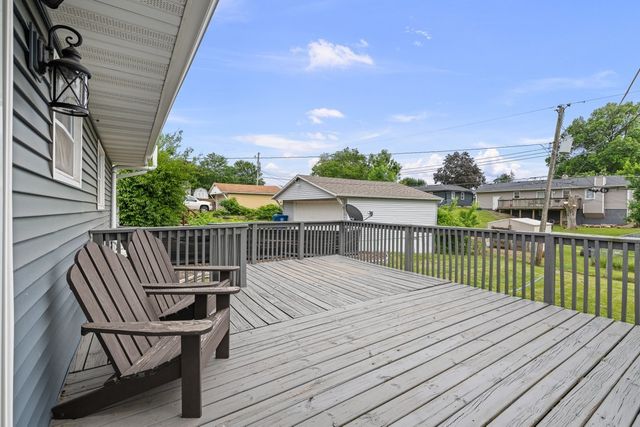 3021 W Rusholme Street, Davenport, IA 52804