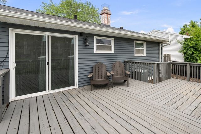 3021 W Rusholme Street, Davenport, IA 52804