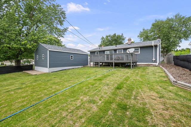 3021 W Rusholme Street, Davenport, IA 52804