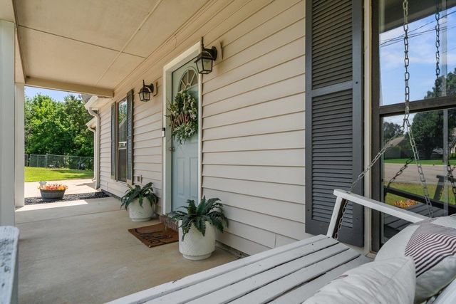 1039 TRAVIS DR, Brighton, TN 38011