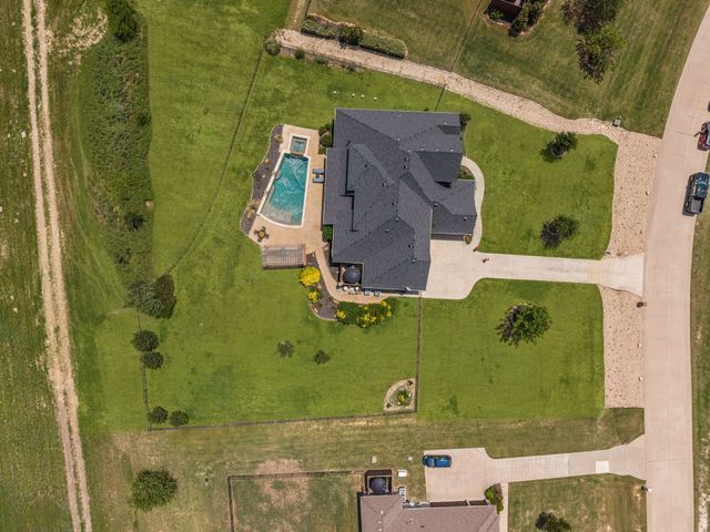 12731 Bella Roma Drive, Fort Worth, TX 76126