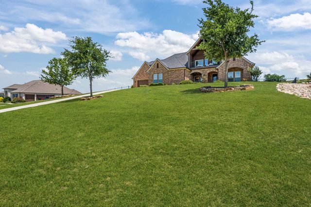 12731 Bella Roma Drive, Fort Worth, TX 76126