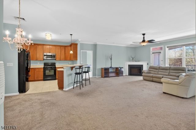 326 Sloan Ct 326, Matawan Boro, NJ 07747