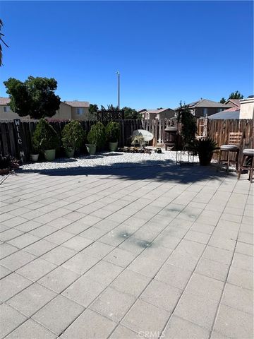 14161 Surrey Court, Victorville, CA 92394