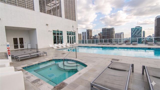 133 NE 2nd Avenue 1906, Miami, FL 33132
