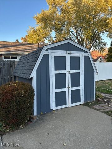 608 Werstler Avenue NW, North Canton, OH 44720