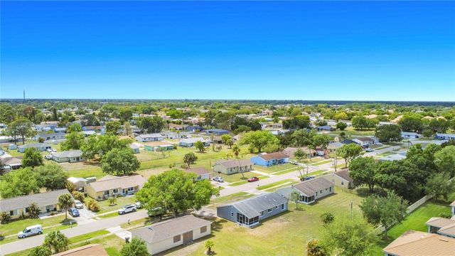 6786 CAROVEL AVENUE, North Port, FL 34287