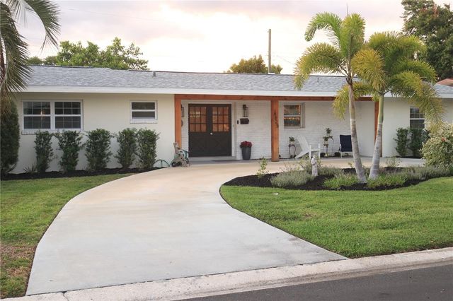 6825 11TH AVENUE N, St Petersburg, FL 33710