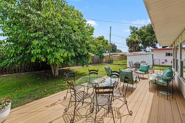 6825 11TH AVENUE N, St Petersburg, FL 33710