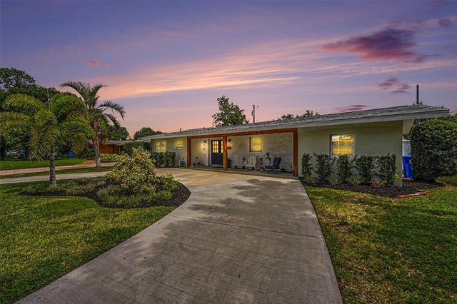 6825 11TH AVENUE N, St Petersburg, FL 33710