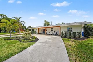 6825 11TH AVENUE N, St Petersburg, FL 33710