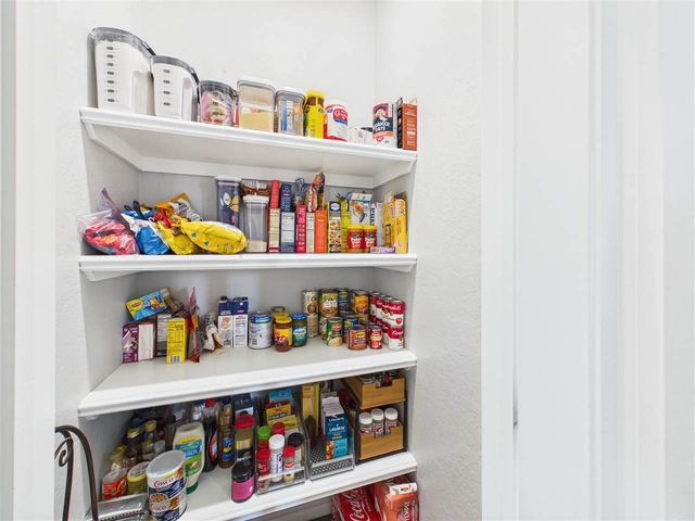 13111 NE Jaguar Ln, Elgin, OK 73538