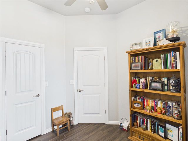 13111 NE Jaguar Ln, Elgin, OK 73538