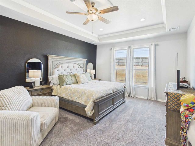 13111 NE Jaguar Ln, Elgin, OK 73538