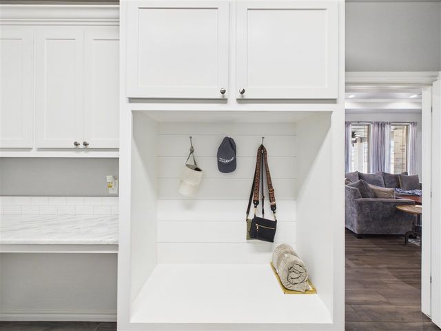 13111 NE Jaguar Ln, Elgin, OK 73538