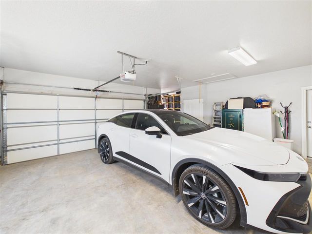 13111 NE Jaguar Ln, Elgin, OK 73538