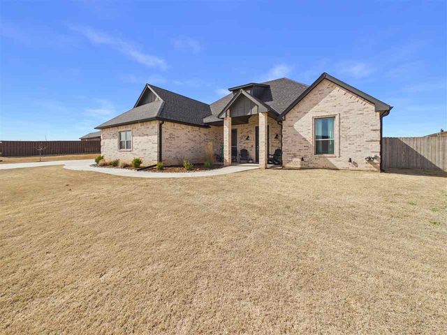 13111 NE Jaguar Ln, Elgin, OK 73538