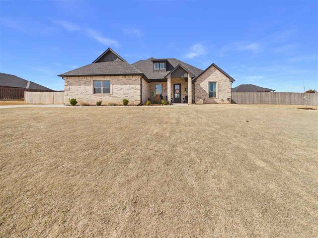 13111 NE Jaguar Ln, Elgin, OK 73538