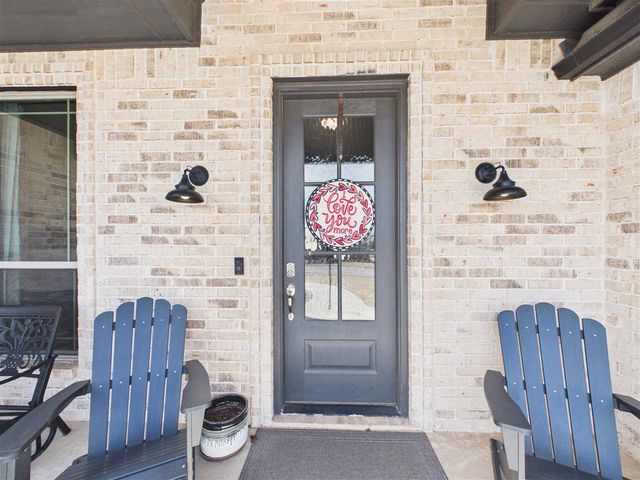 13111 NE Jaguar Ln, Elgin, OK 73538