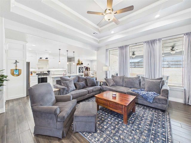 13111 NE Jaguar Ln, Elgin, OK 73538