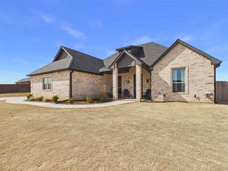 13111 NE Jaguar Ln, Elgin, OK 73538