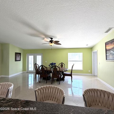 2601 Lakehurst Avenue SW, Palm Bay, FL 32908