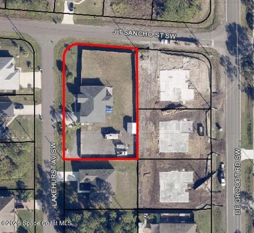 2601 Lakehurst Avenue SW, Palm Bay, FL 32908