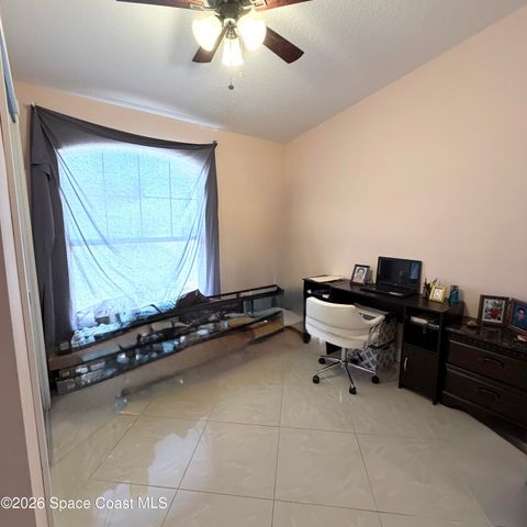 2601 Lakehurst Avenue SW, Palm Bay, FL 32908
