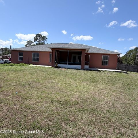 2601 Lakehurst Avenue SW, Palm Bay, FL 32908