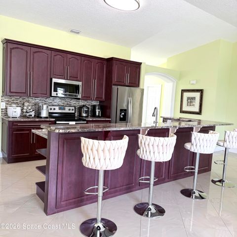 2601 Lakehurst Avenue SW, Palm Bay, FL 32908