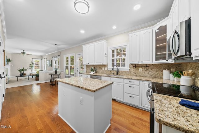 104 Fentress Court, Cary, NC 27519