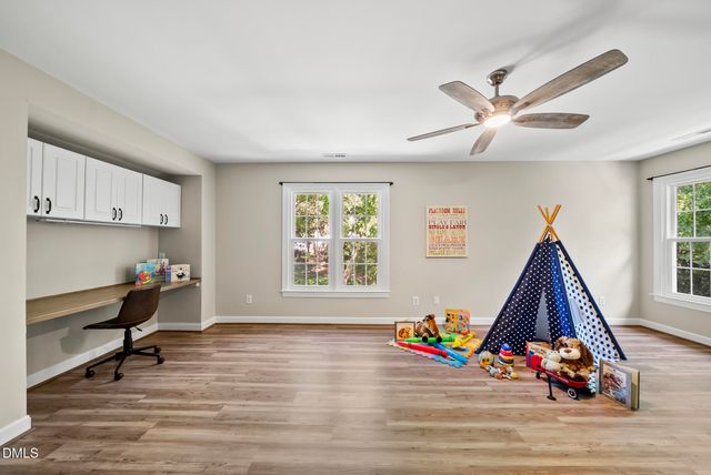 104 Fentress Court, Cary, NC 27519