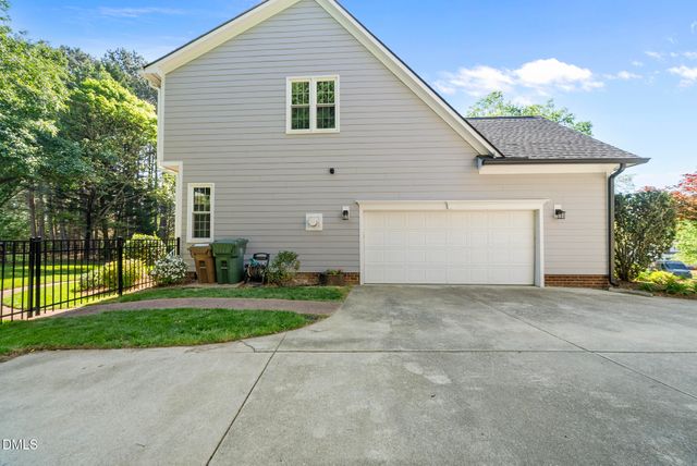 104 Fentress Court, Cary, NC 27519