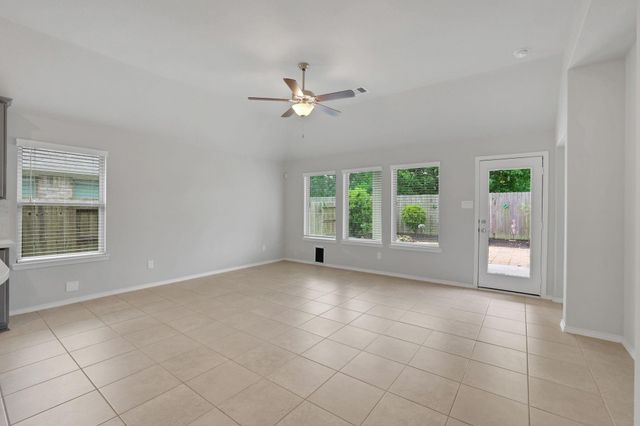 11411 Raven Claw Drive, Tomball, TX 77375