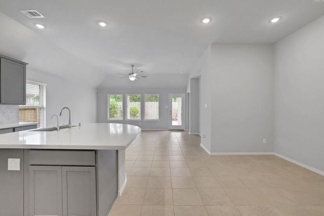 11411 Raven Claw Drive, Tomball, TX 77375